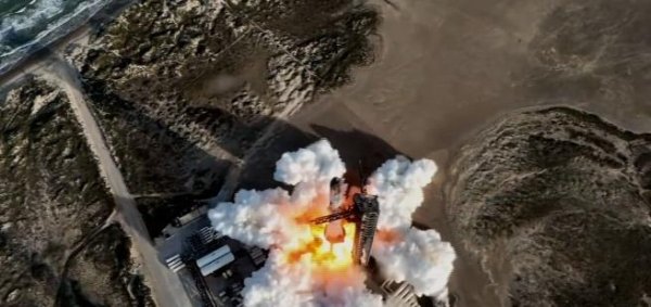 券商配资 美“星舰”第八次试飞失败系一“猛禽”发动机硬件故障